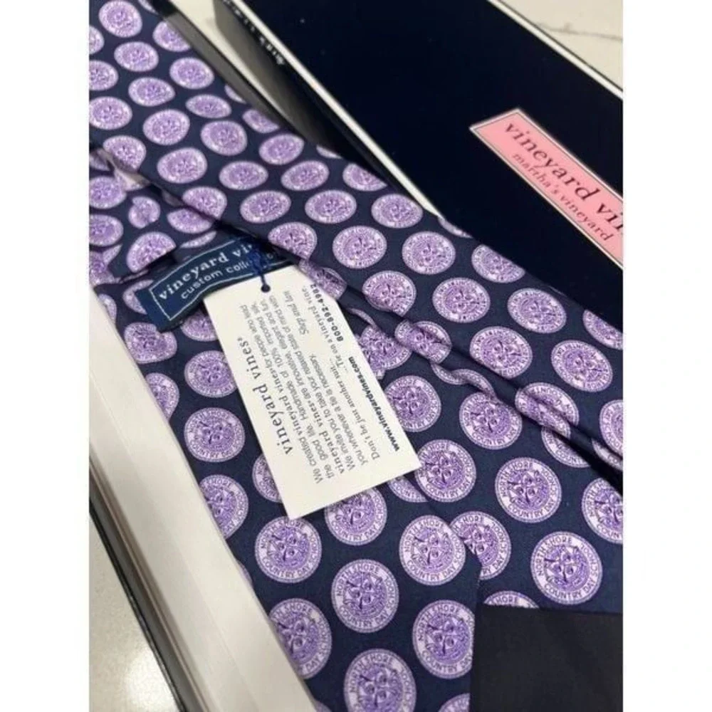 Vineyard Vine men's custom collection‎ tie new